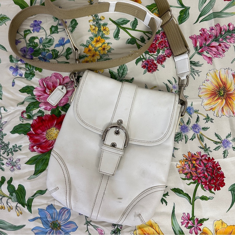 COACH White Leather Crossbody Bag